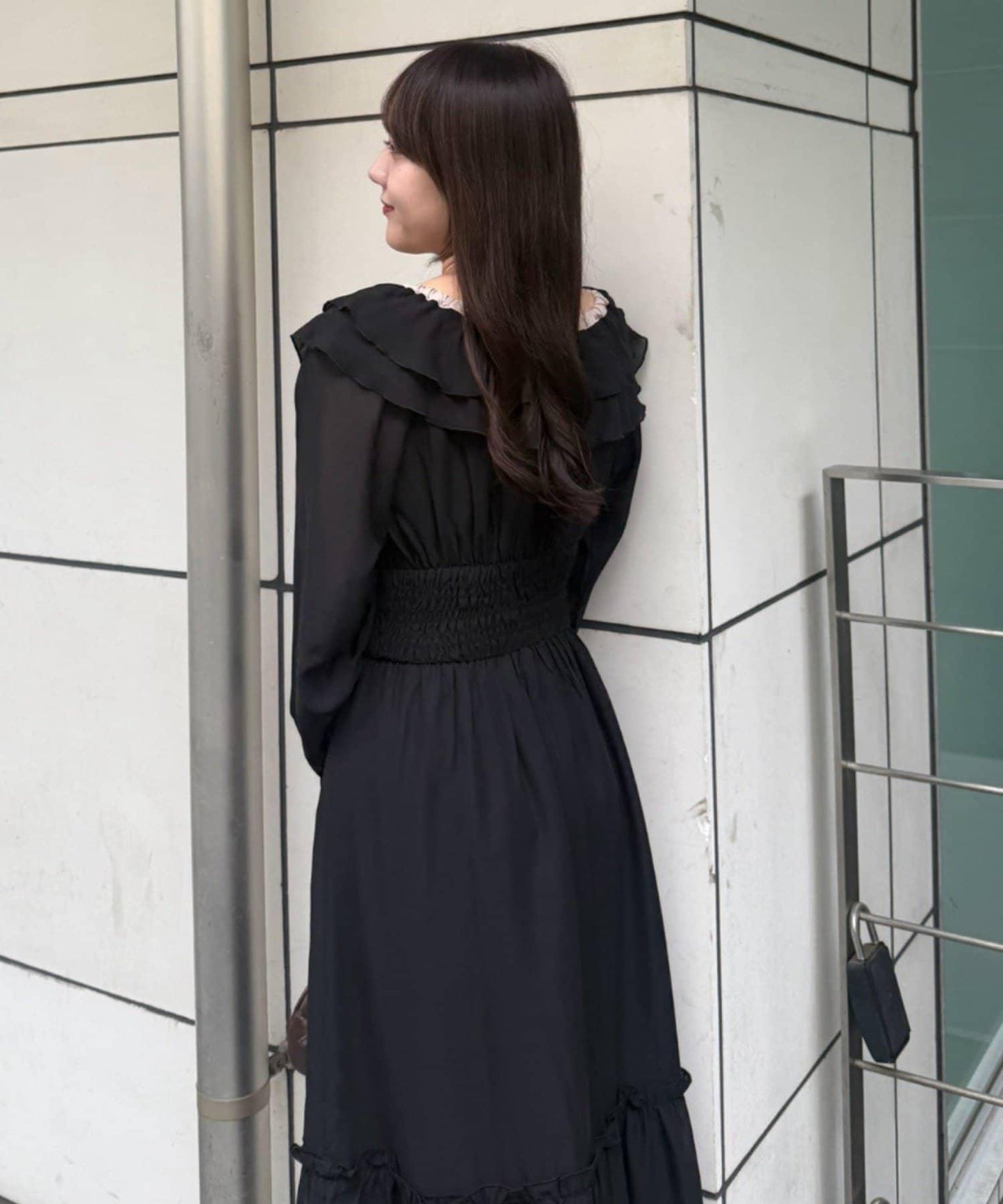 フリル衿連衣裙