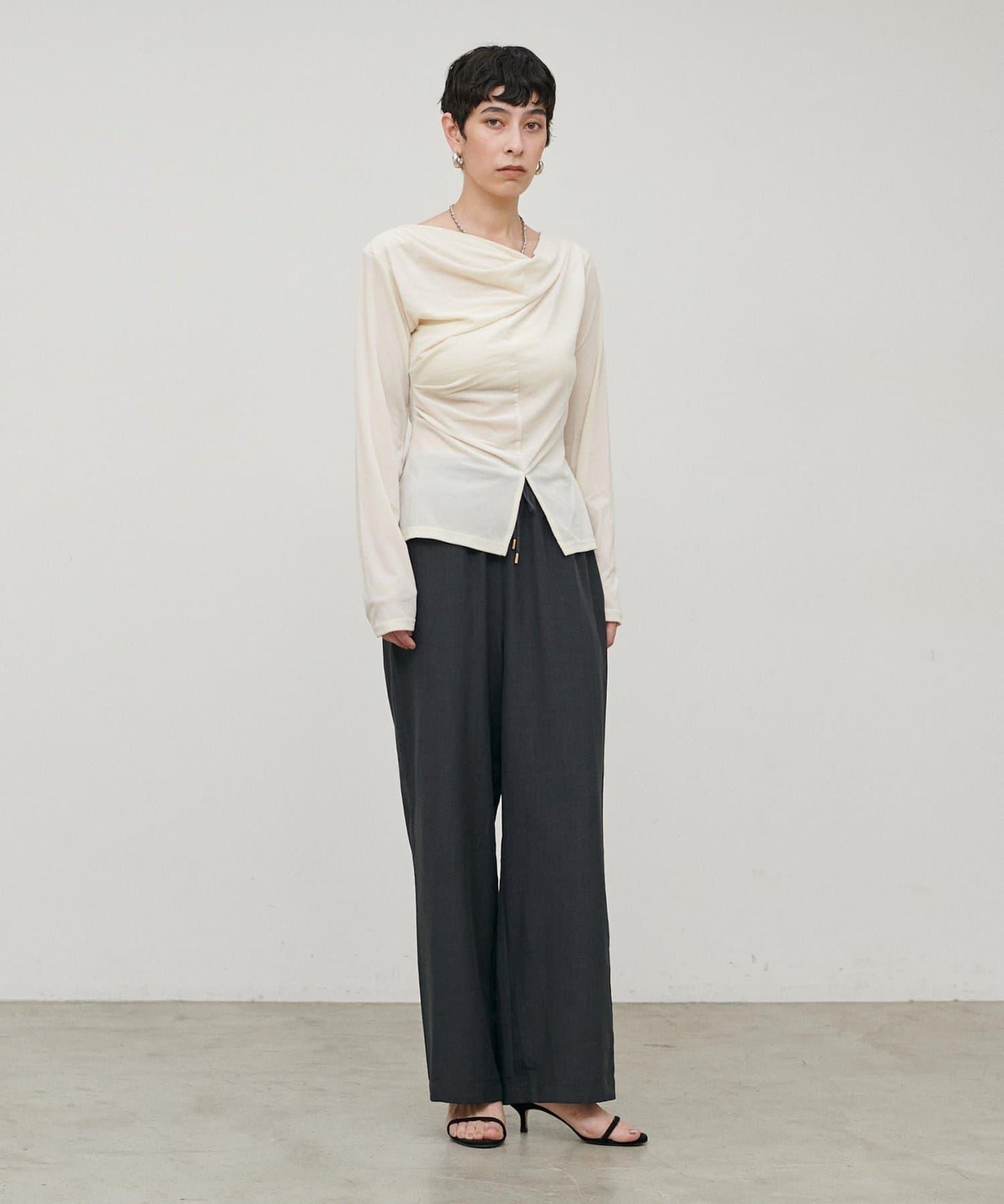 [Web限定]シアーベロアカシュクールプルオーバー