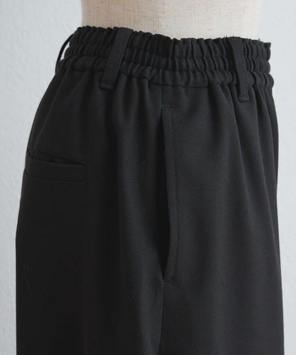 ストレッチカーブシルエットパンツ