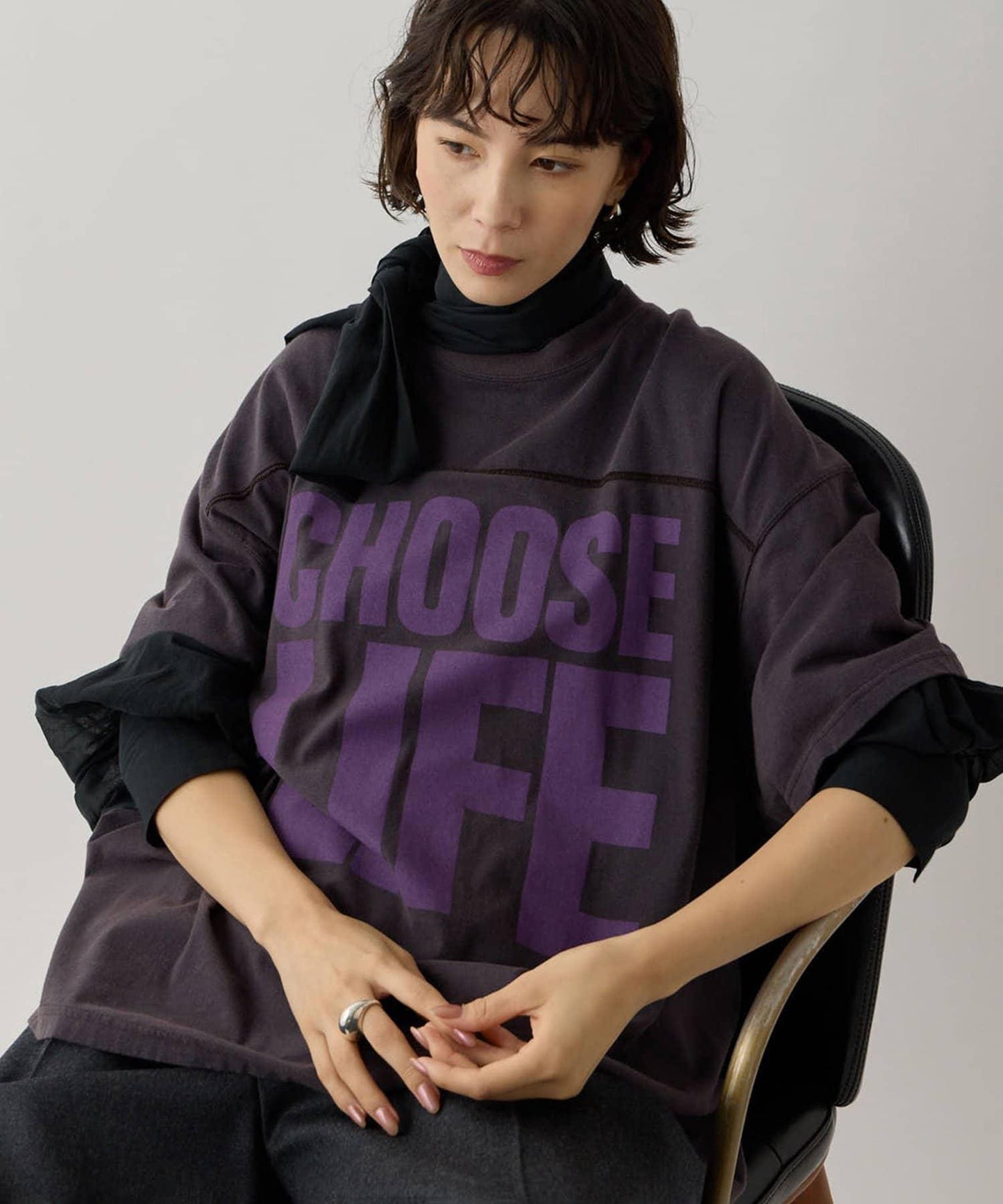 【KATHARINE HAMNETT】スローガンフットボールTシャツ
