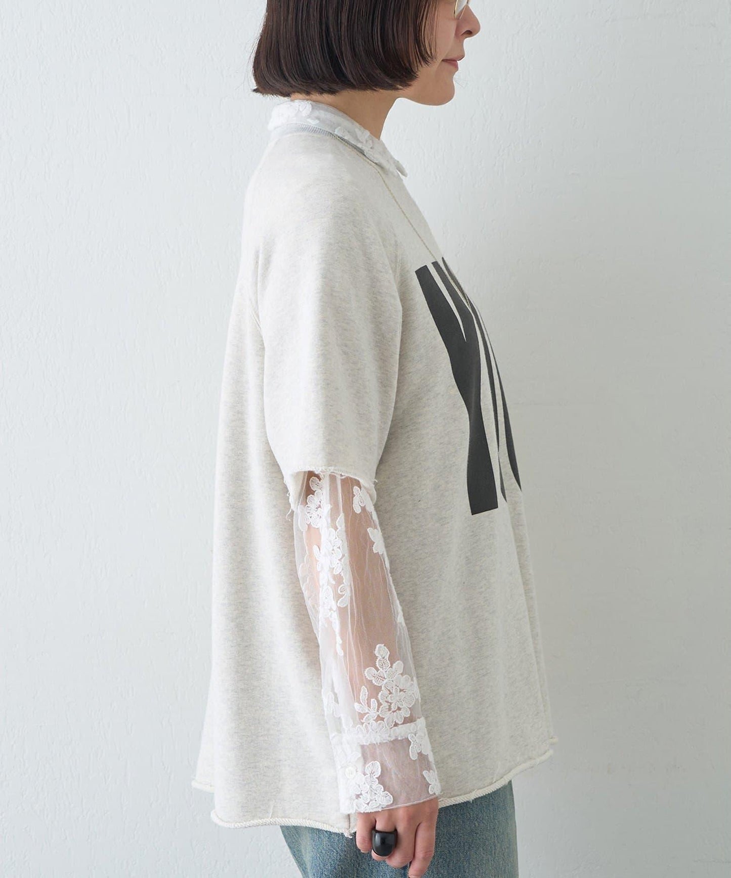 【KATHARINE HAMNETT】スローガンハーフスリーブスウェット