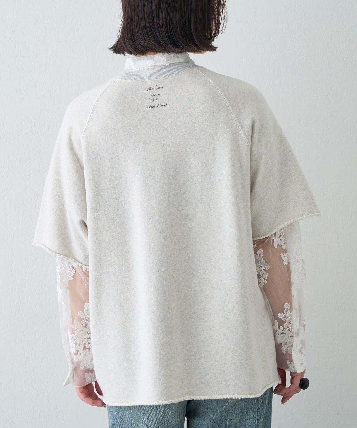 【KATHARINE HAMNETT】スローガンハーフスリーブスウェット