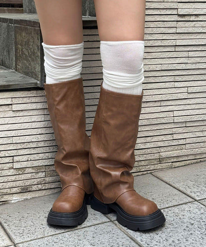 寬鬆設計長靴