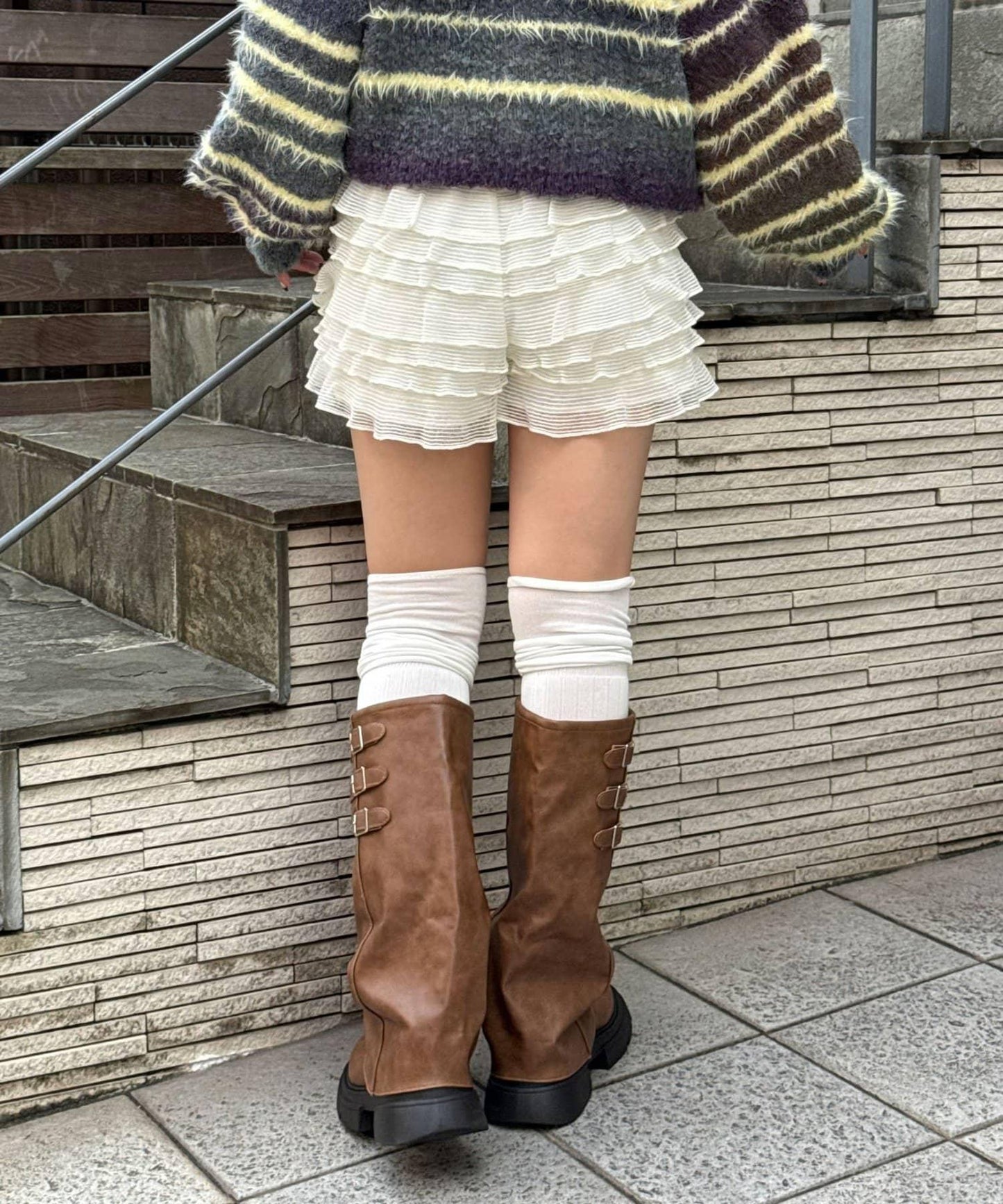 寬鬆設計長靴