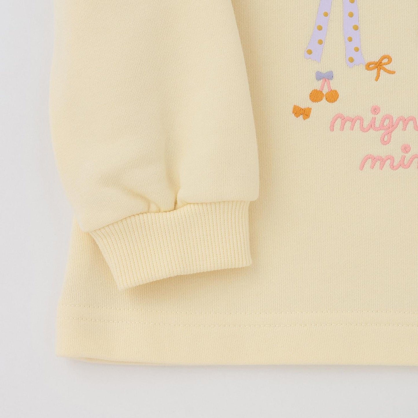 【GOOD PRICE】 mimiちゃん×蝴蝶結圖案 衛衣