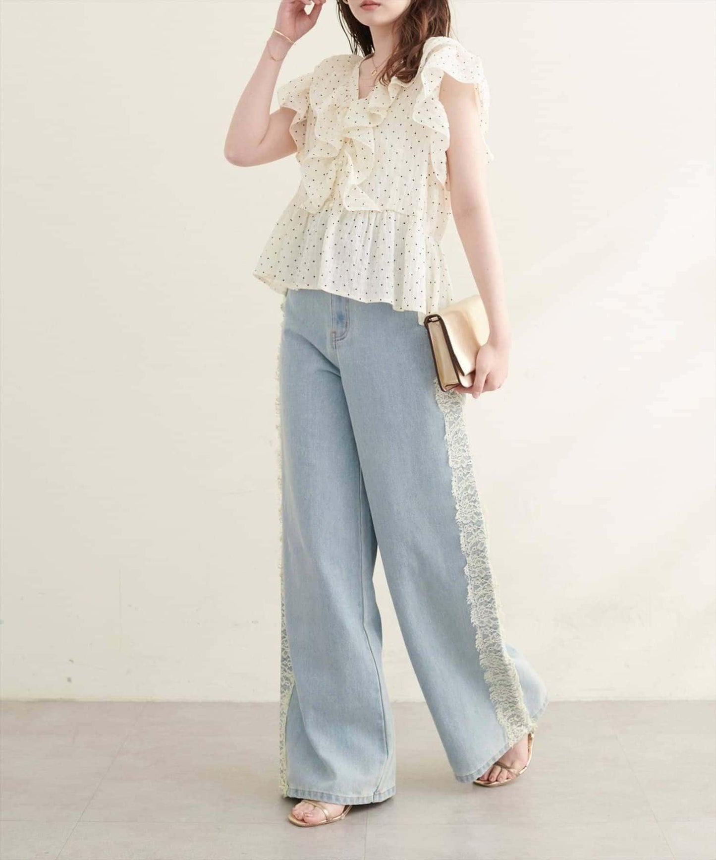 【natural couture】 側邊蕾絲牛仔闊腿褲
