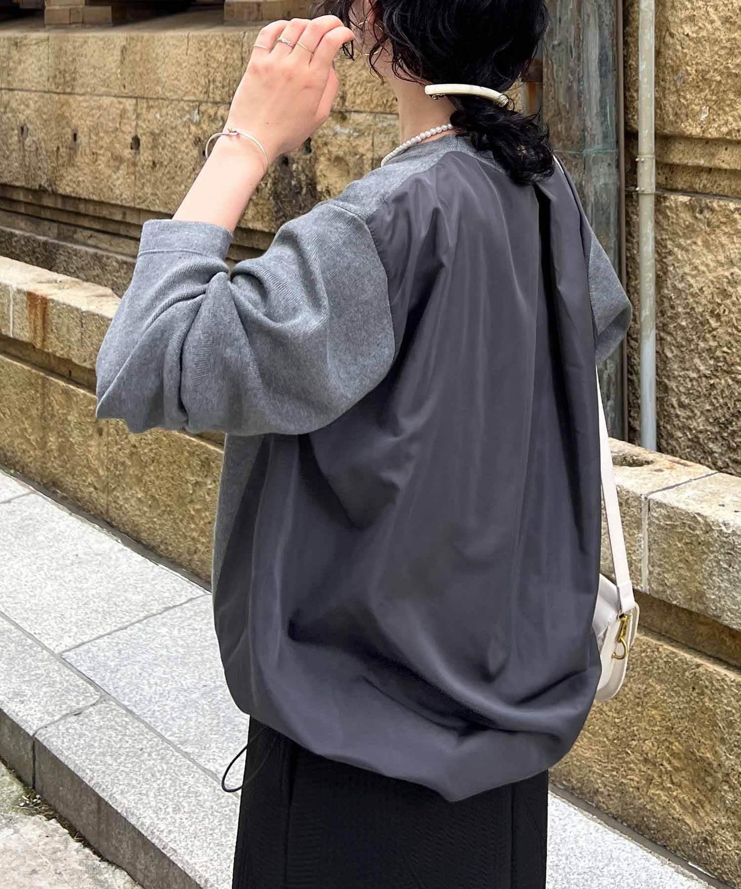 抽繩套頭衫