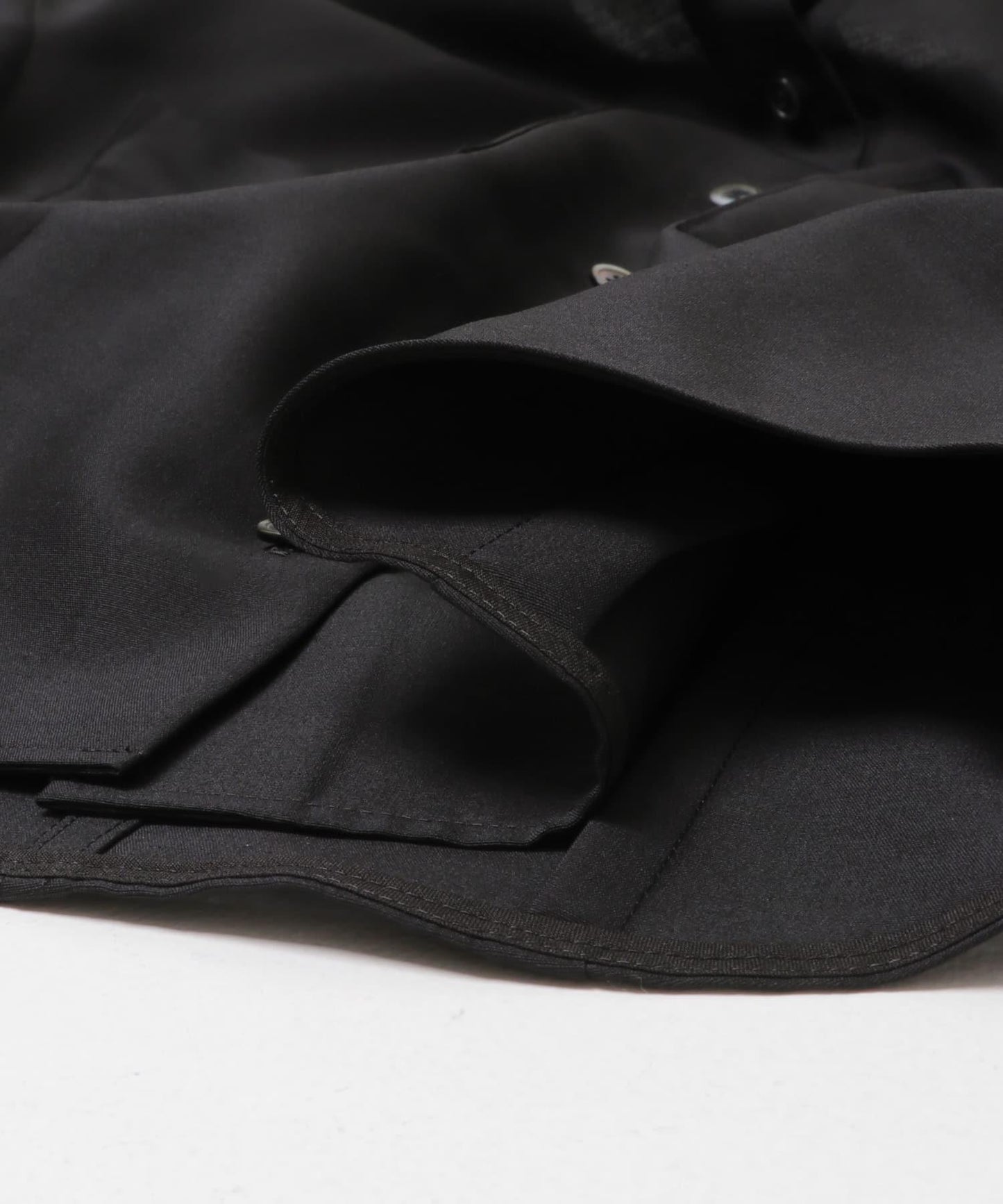 new basic TAUT SILK SHIRTS