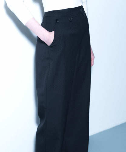 new basic CLEAN MARIN PANTS