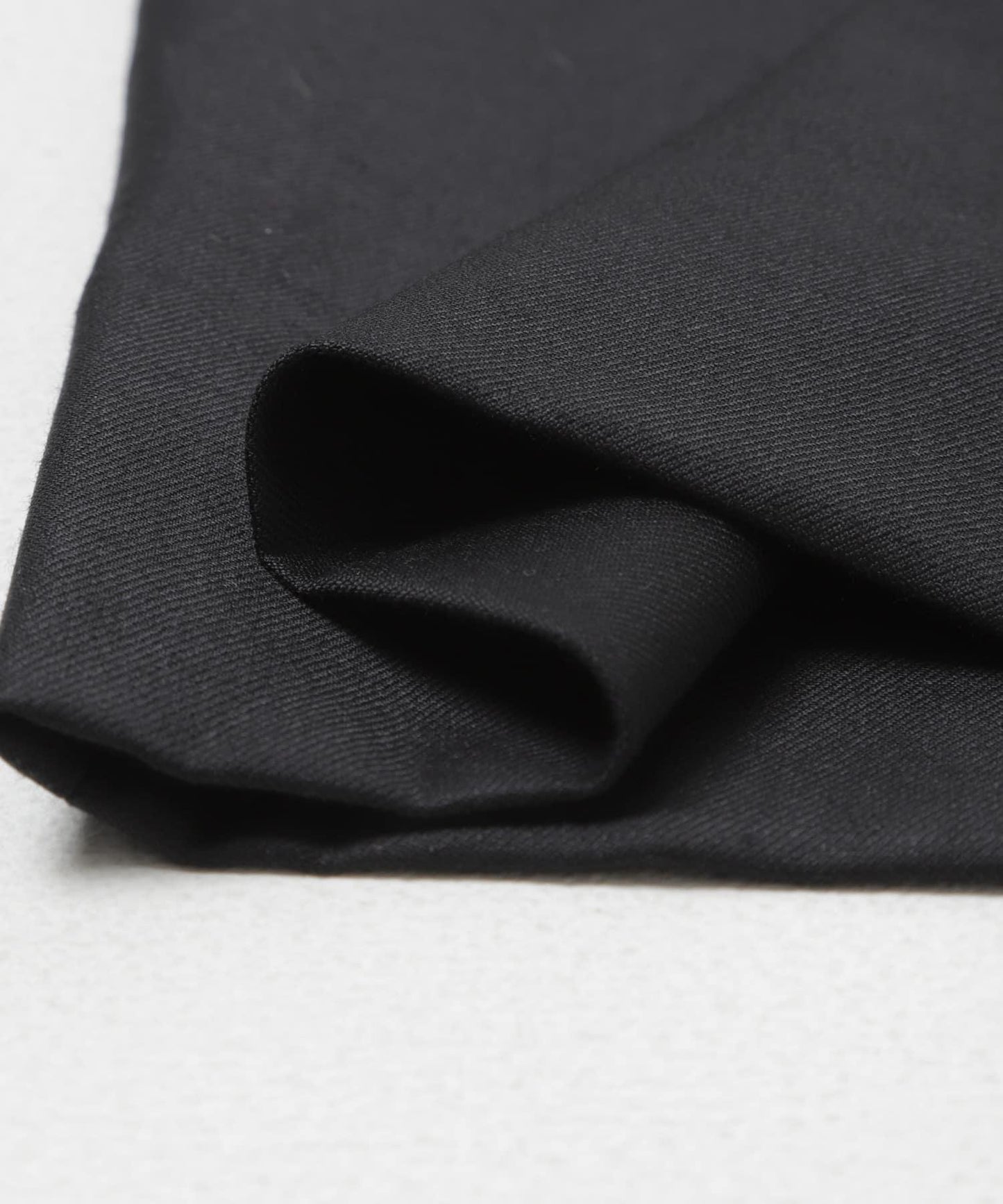 new basic WOOL SILK TAPERED SLACKS