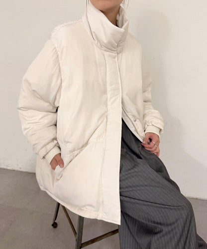 Omekashi 菲布里爾怪獸羽絨服 寬鬆廓形 啞光質感 80%羽絨 20%羽毛 夾克