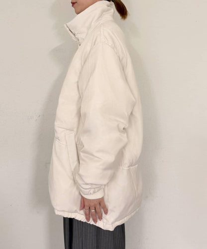 Omekashi 菲布里爾怪獸羽絨服 寬鬆廓形 啞光質感 80%羽絨 20%羽毛 夾克