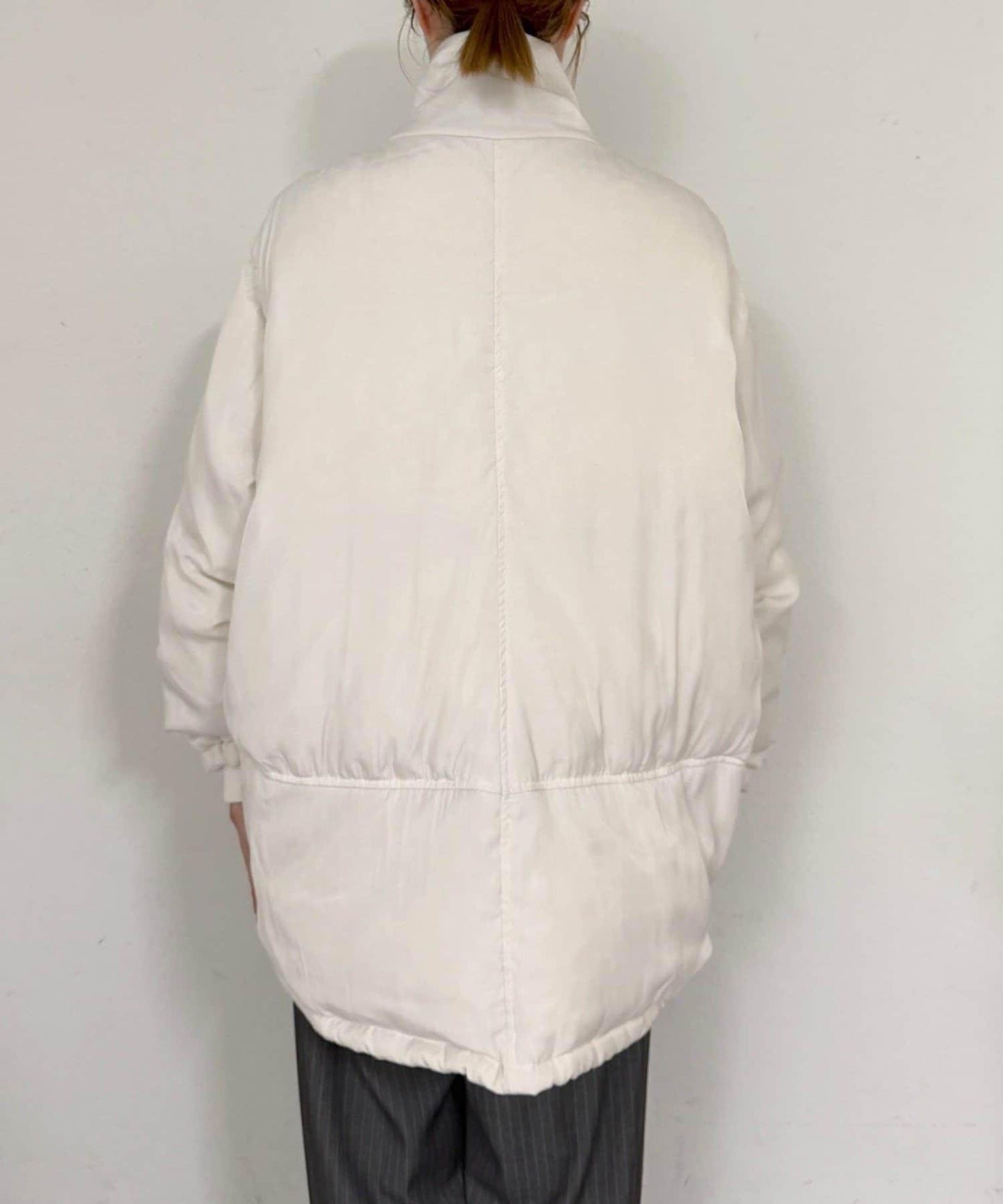 Omekashi 菲布里爾怪獸羽絨服 寬鬆廓形 啞光質感 80%羽絨 20%羽毛 夾克