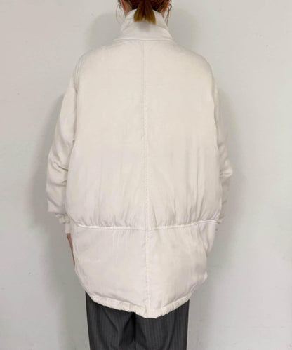Omekashi 菲布里爾怪獸羽絨服 寬鬆廓形 啞光質感 80%羽絨 20%羽毛 夾克
