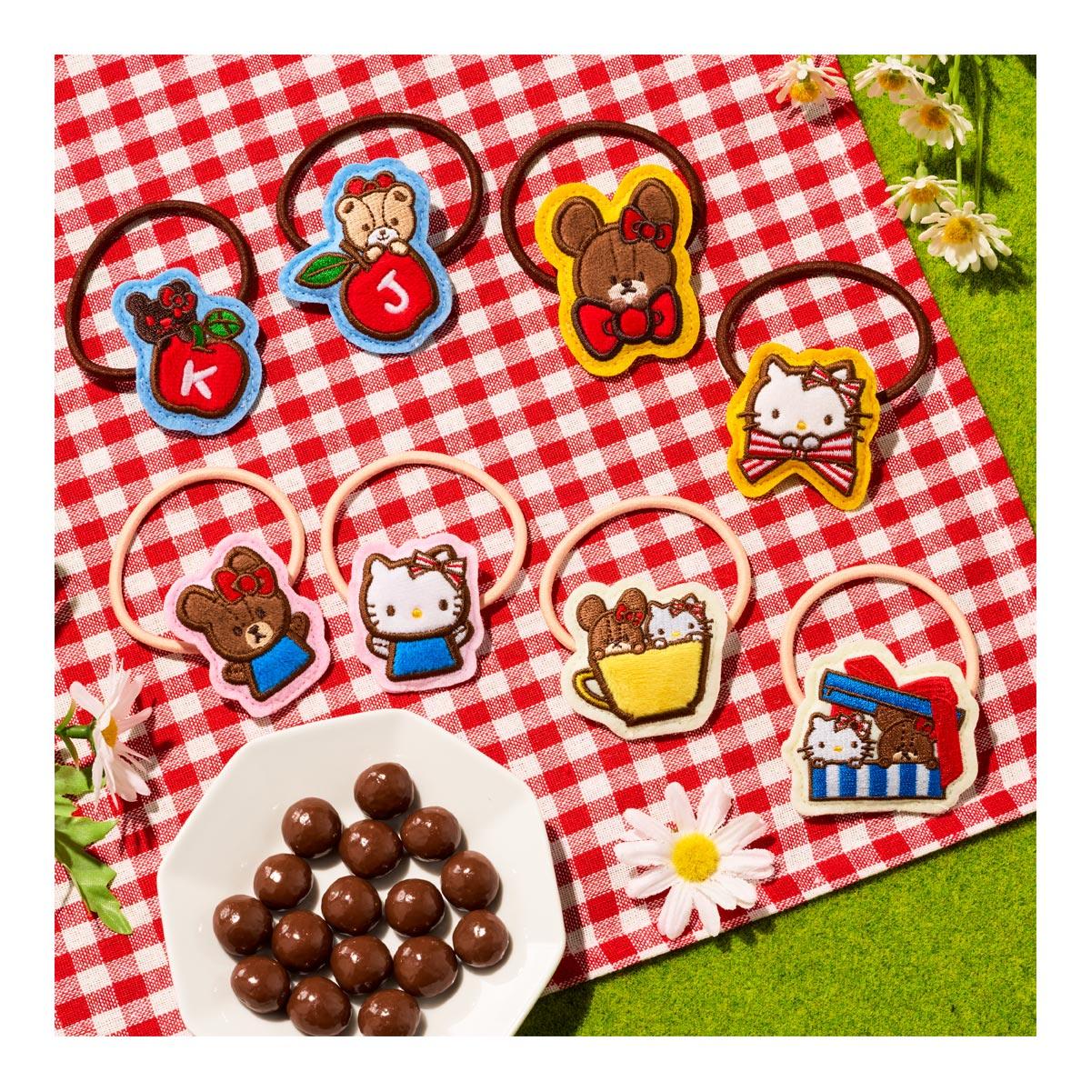 くまのがっこう×ハローキティ_【食玩】ぬいゴム＆チョコボーロ【1BOX／10個入り】