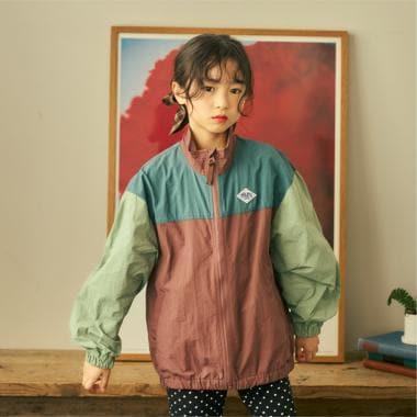 【予約商品】【親子リンク】【撥水】配色シリコンワッペン付きジャケット