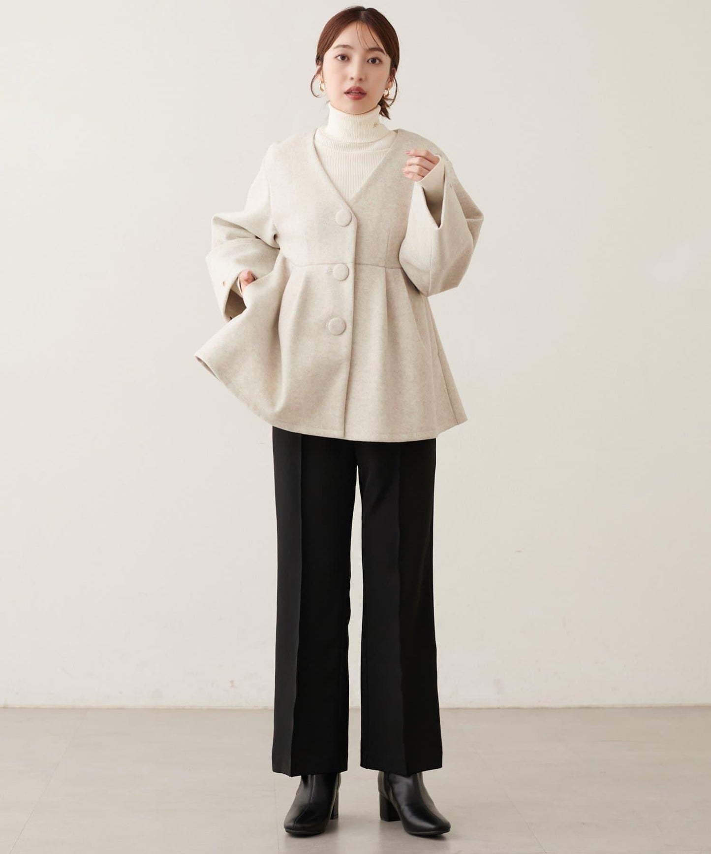 natural couture くるみ釦ペプラムジャケット