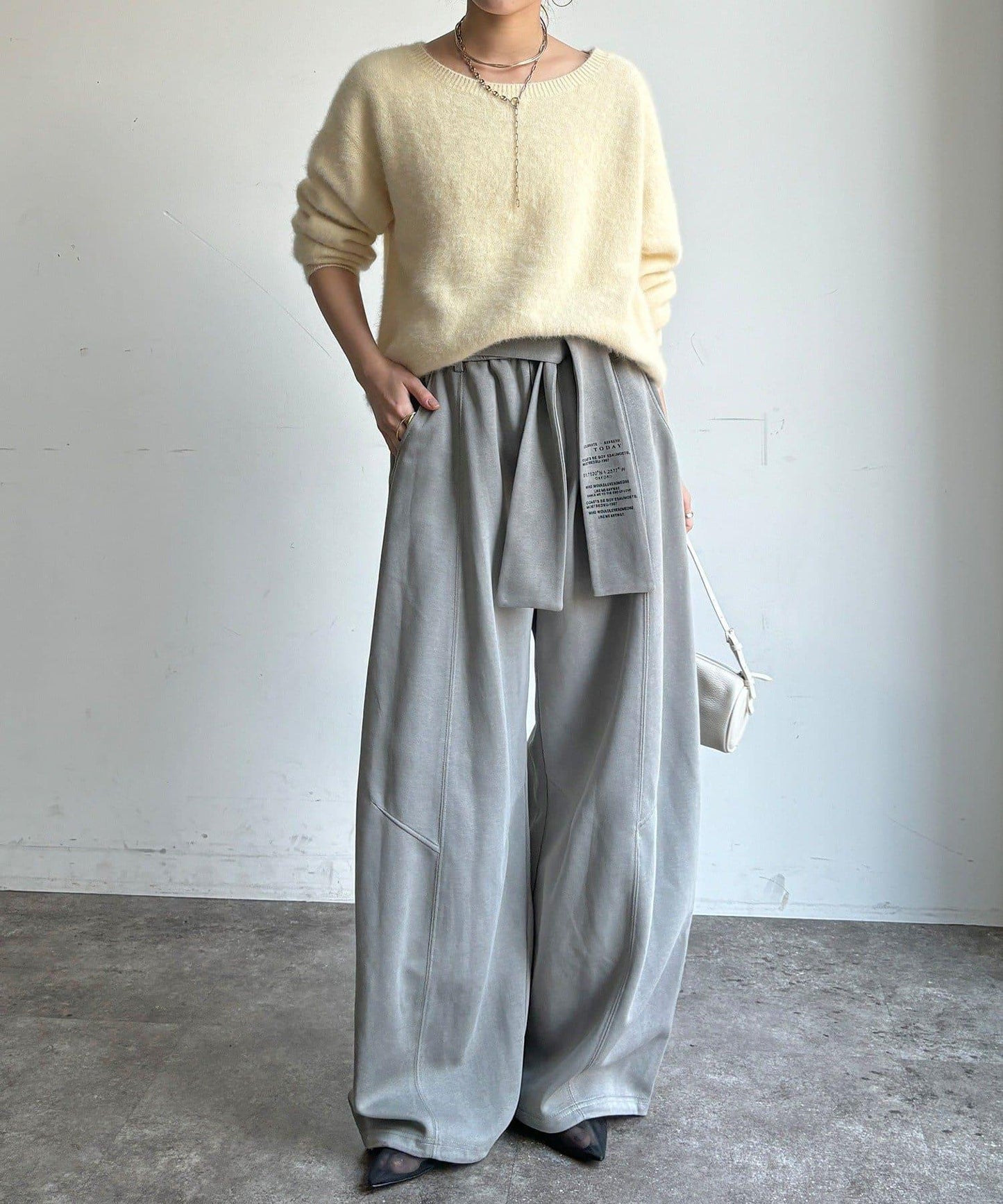 【WEB限定】ベルト付スウェットパンツ