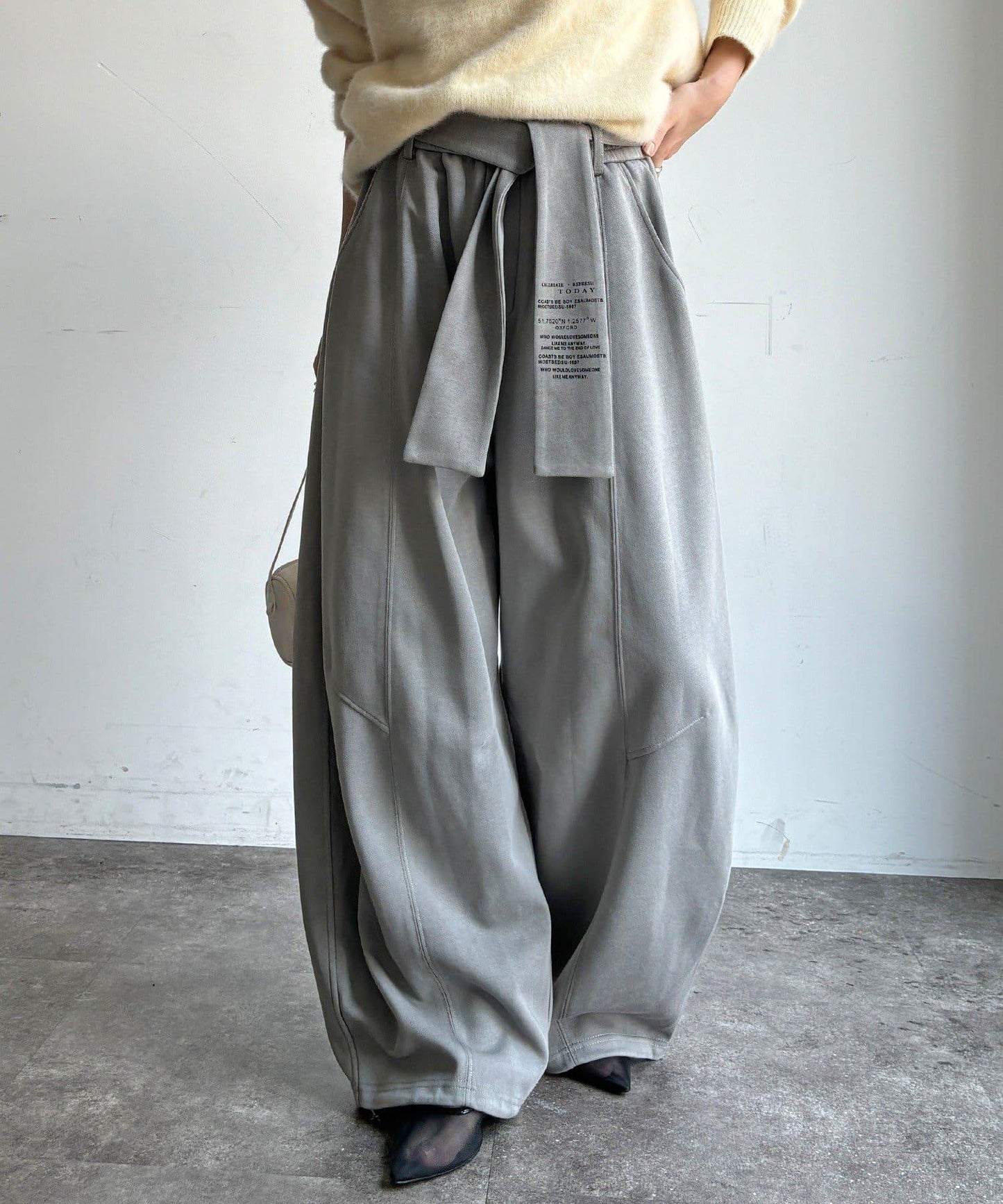 【WEB限定】ベルト付スウェットパンツ