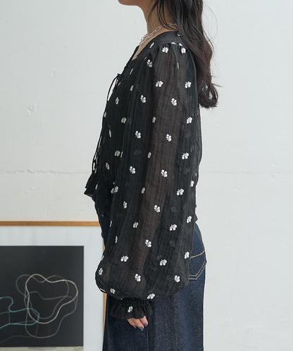 FREAK'S STORE 花朵刺繡透膚感襯衫 2026秋冬