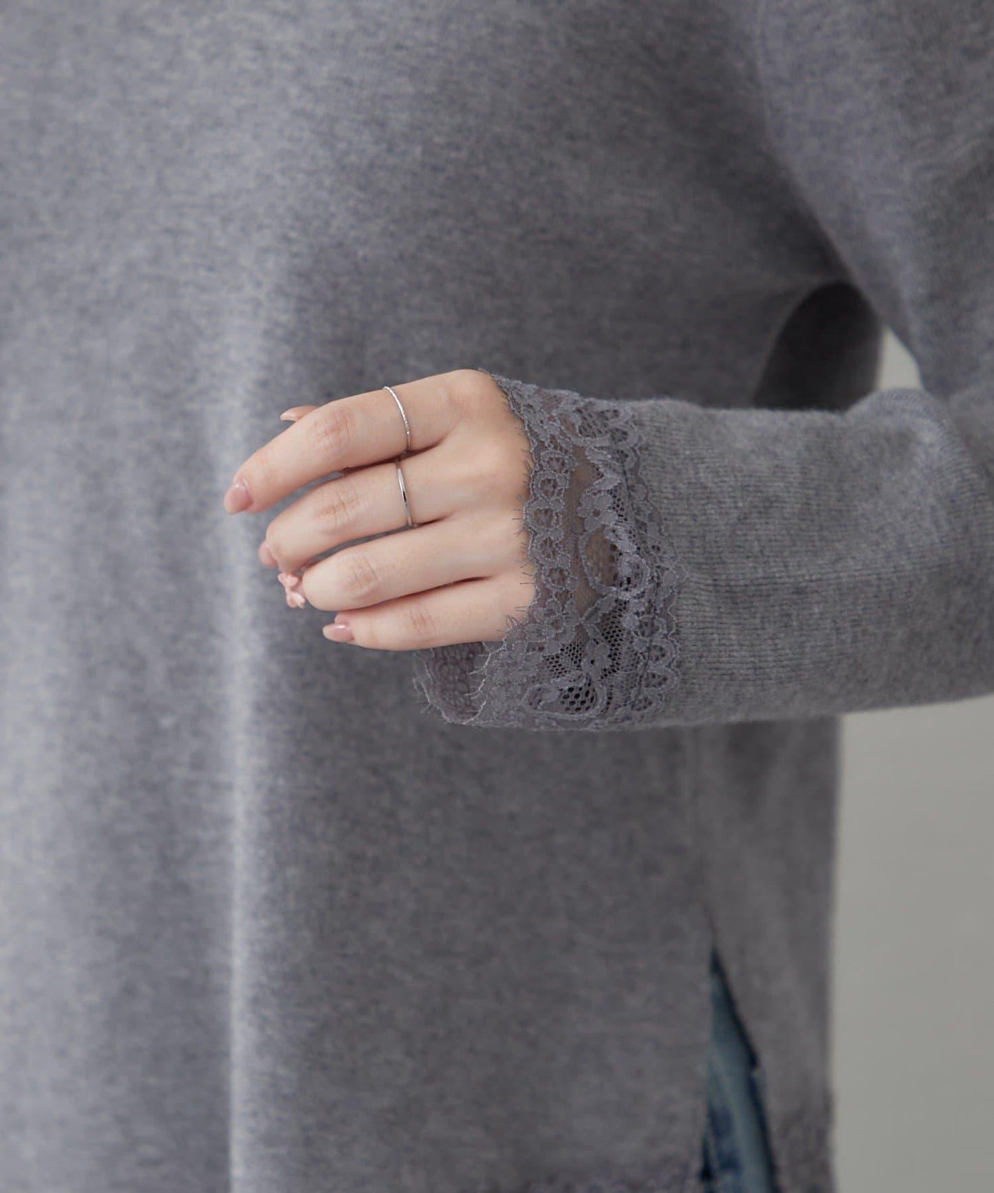 Remind me and forever 蕾絲拼接套頭衫 女士