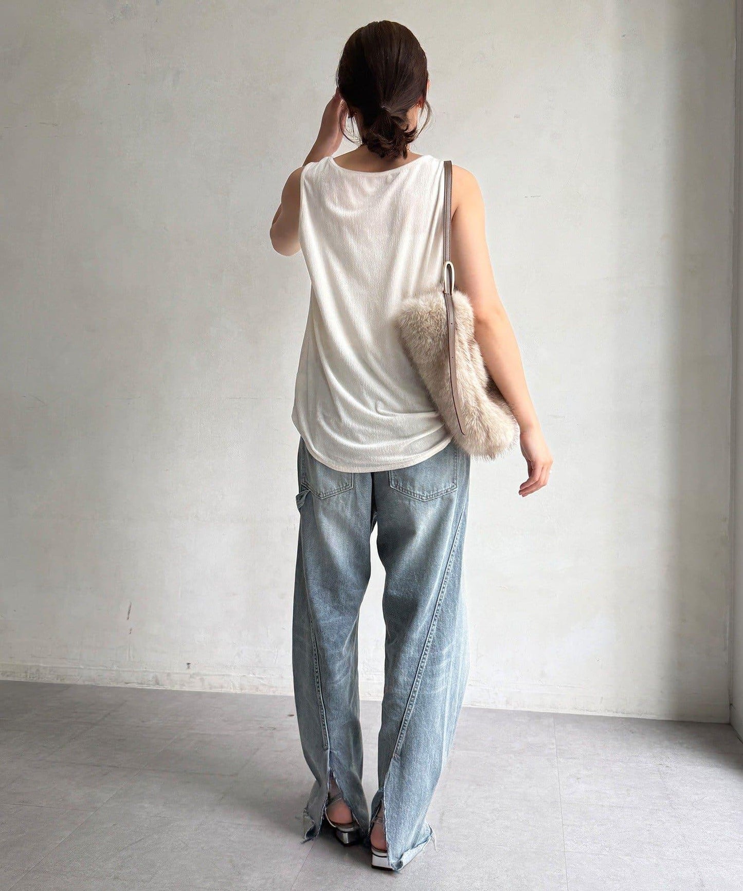 DOUDOU 絲絨吊帶背心 女 基礎款 內搭 簡約 顯瘦