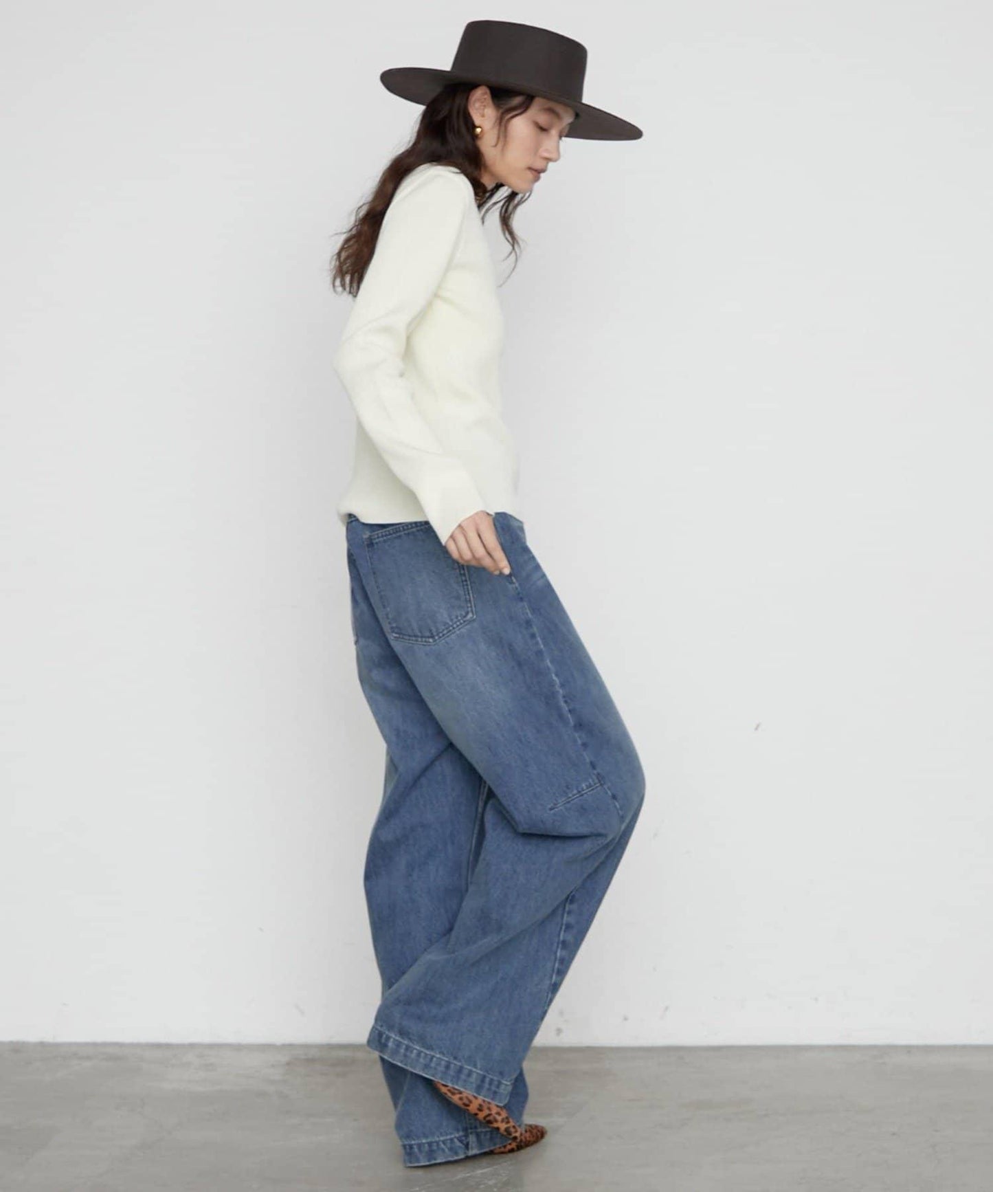 U領羅紋針織衫 細羅紋顯瘦 綿50%腈綸50% LOUNGEDRESS