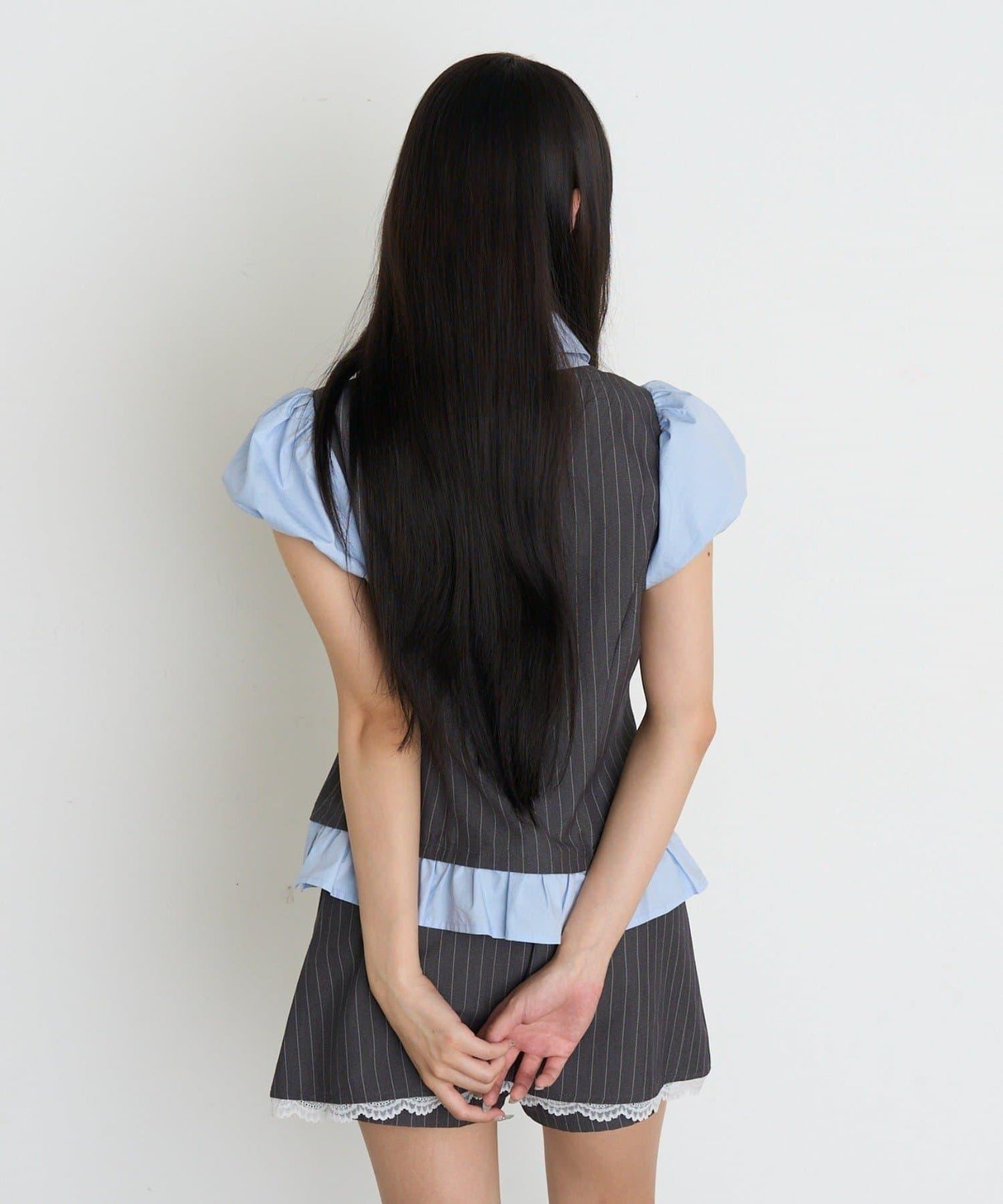 레이 카신 拼色泡泡袖襯衫式背心疊穿女