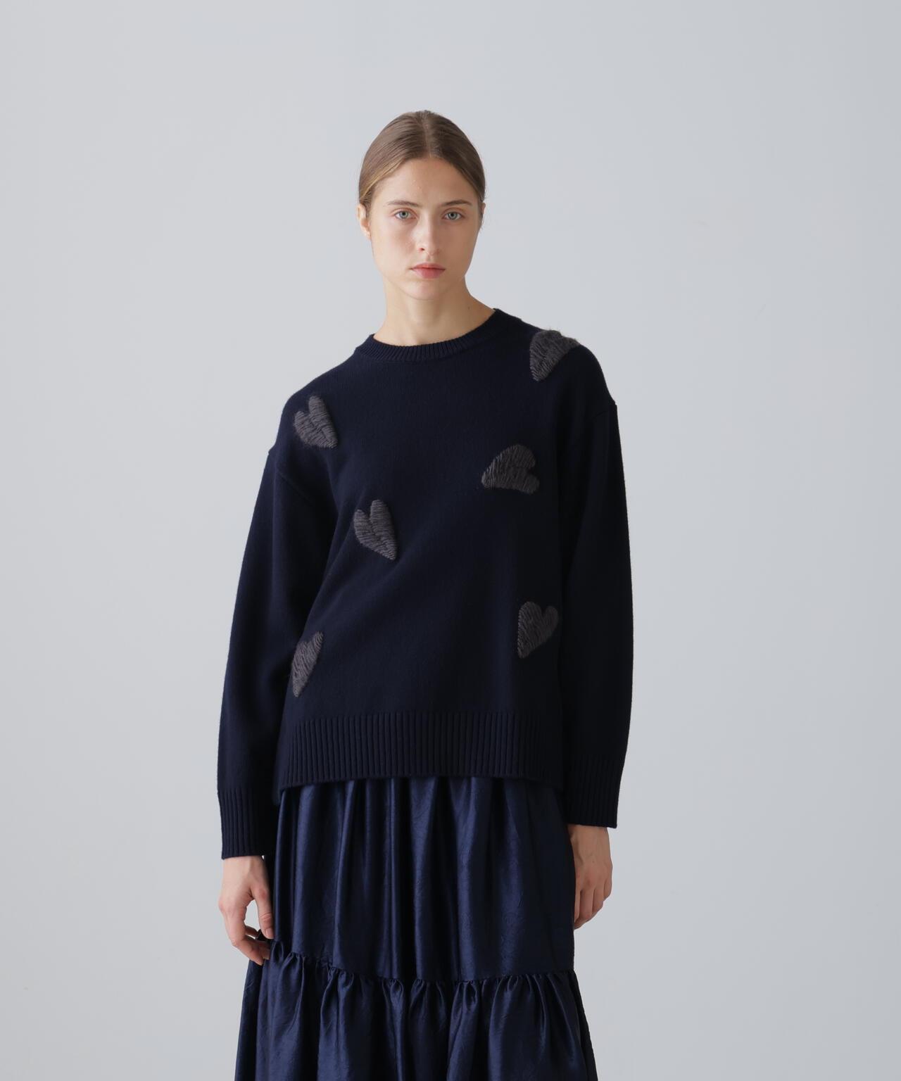 ADORE 羊毛100% 手工刺繡愛心針織衫