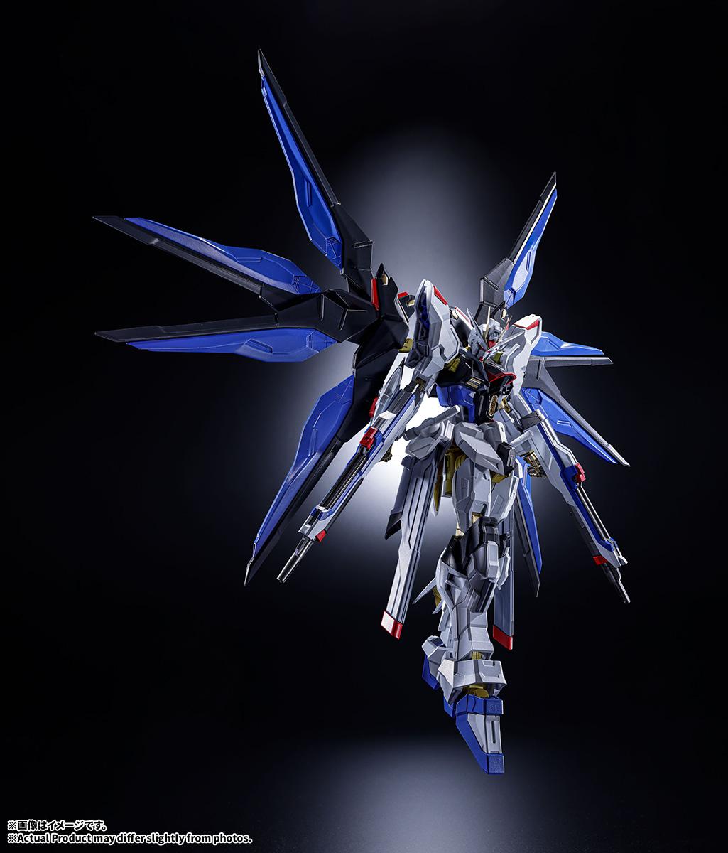 機動戰士高達SEED DESTINY ABSOLUTE ACT 強襲自由高達 塗裝完成品 約185mm ABS/PVC