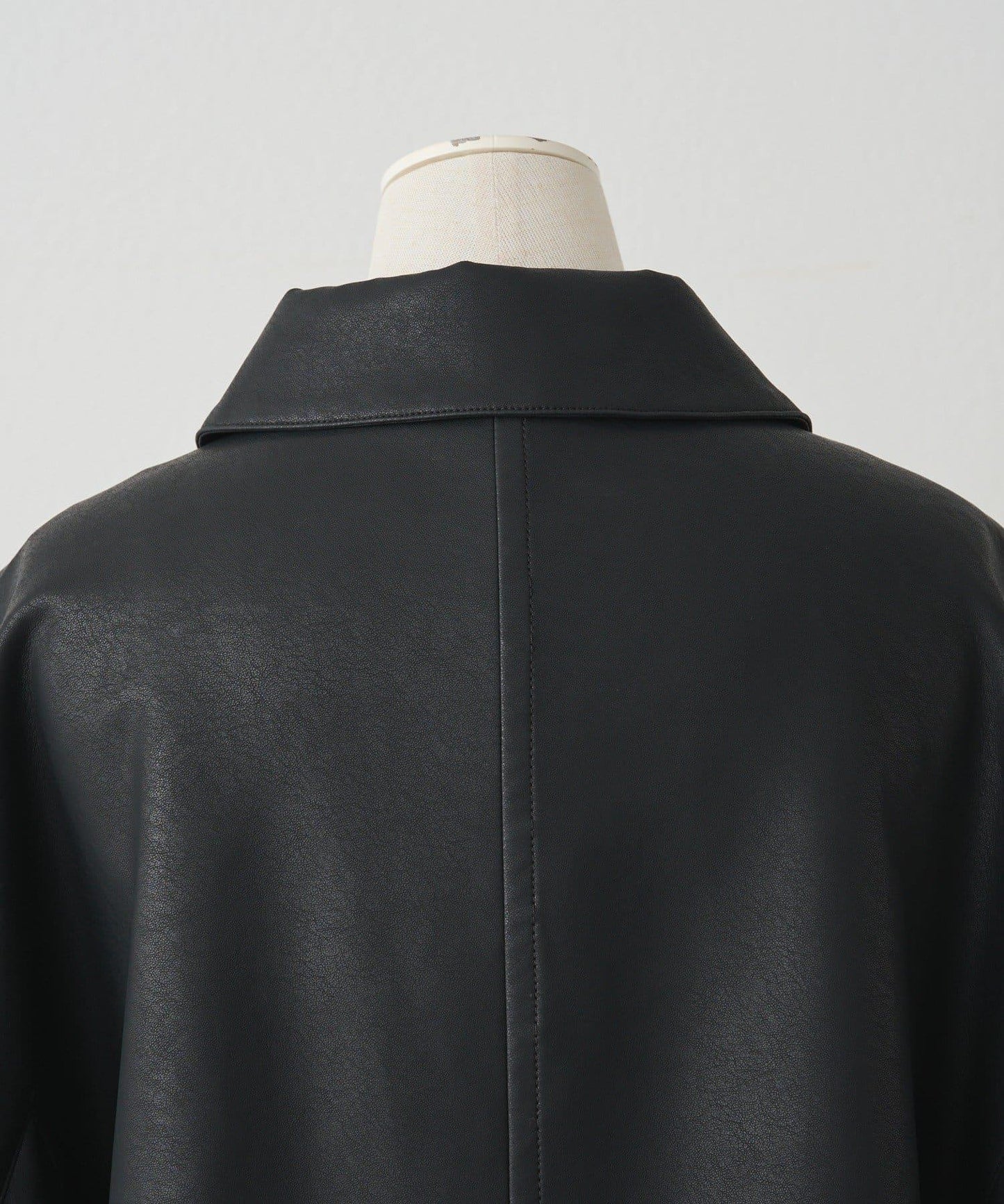 PUAL CE CIN VINTAGE REBELLION 系列 翻蓋領人造皮革夾克