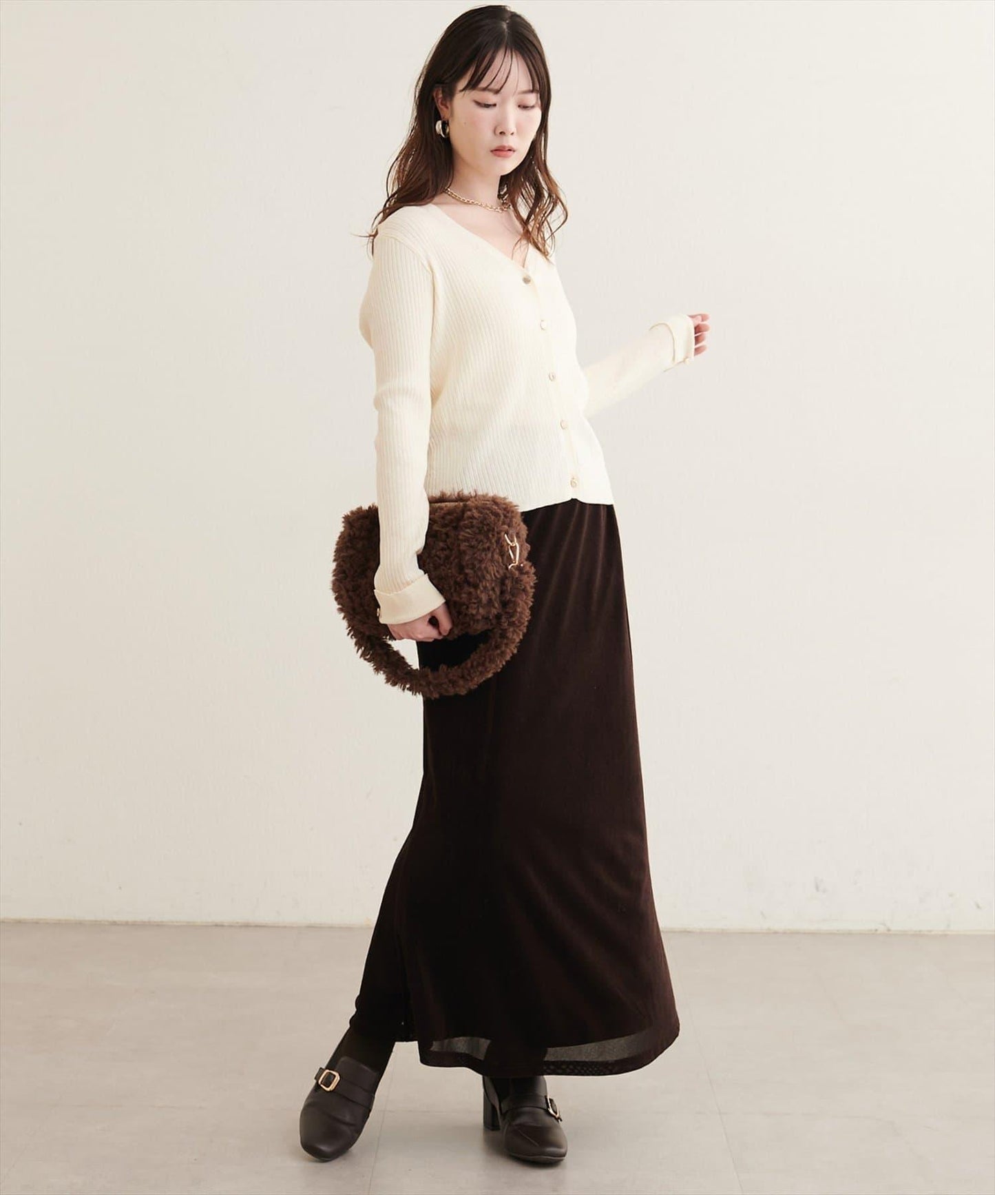 natural couture 接觸冷感 V領開衫 羅紋針織 環保防紫外線 彈力 涼感"}