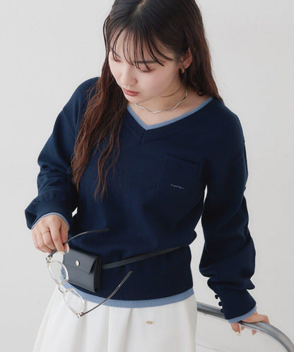 配色レイヤードVニット