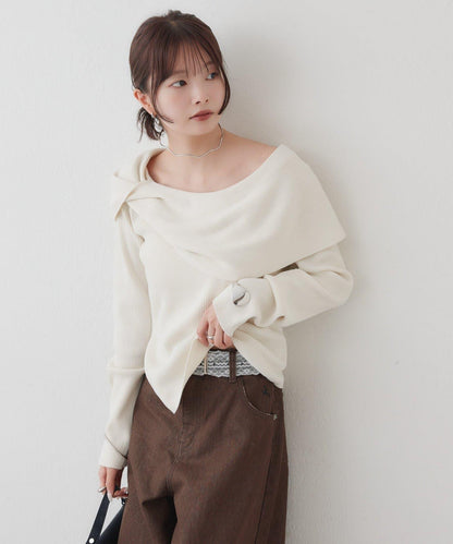 ケープオフショルニット