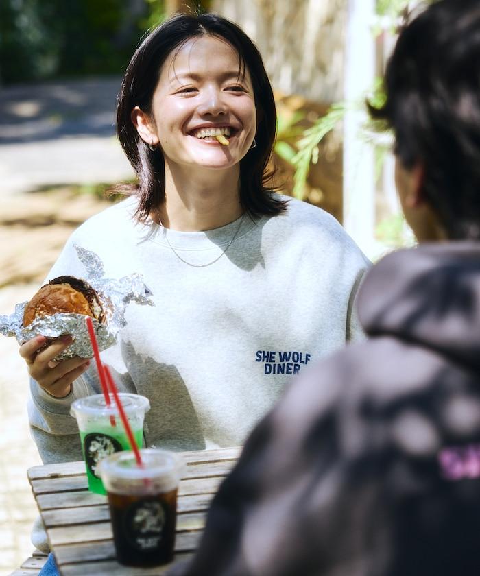 SHE WOLF DINER×FREAK'S STORE 聯名 別注 後背印花 衛衣