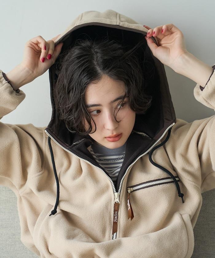 Foxfire × FREAK'S STORE 聯名 抓絨連帽半拉鍊套頭衫 寬鬆保暖 連衣裙式長款 抽繩設計 拼色拉鍊帶 休閒運動風 女款 衛衣