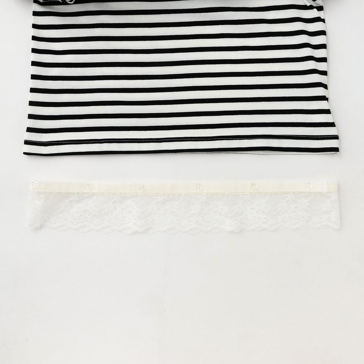 POM PONETTE AMI 2件套 刺繡徽章кардиган 蕾絲下襬T恤 連衣裙