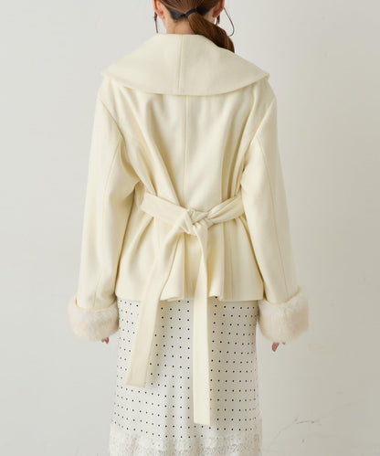 La boutique BonBon 仿兔毛領短款外套