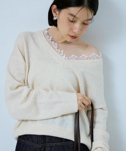 Vネック レースニットプルオーバー 限定展開