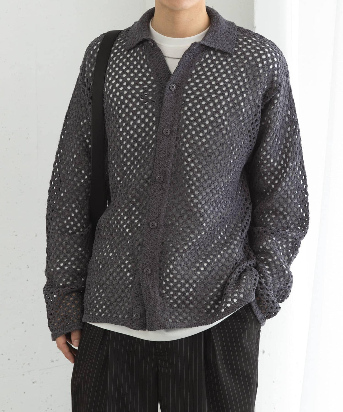 166070487
