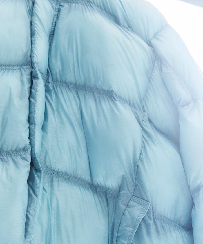 172861818
