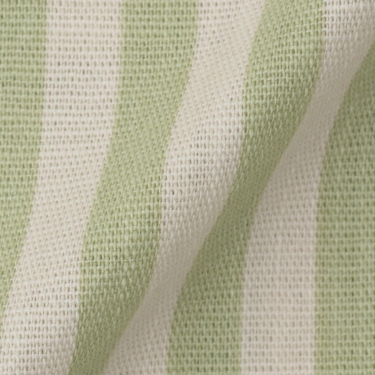 171046305