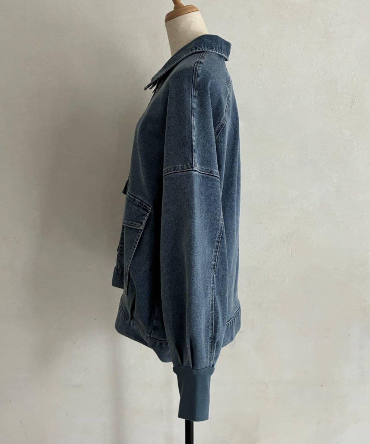 173898128