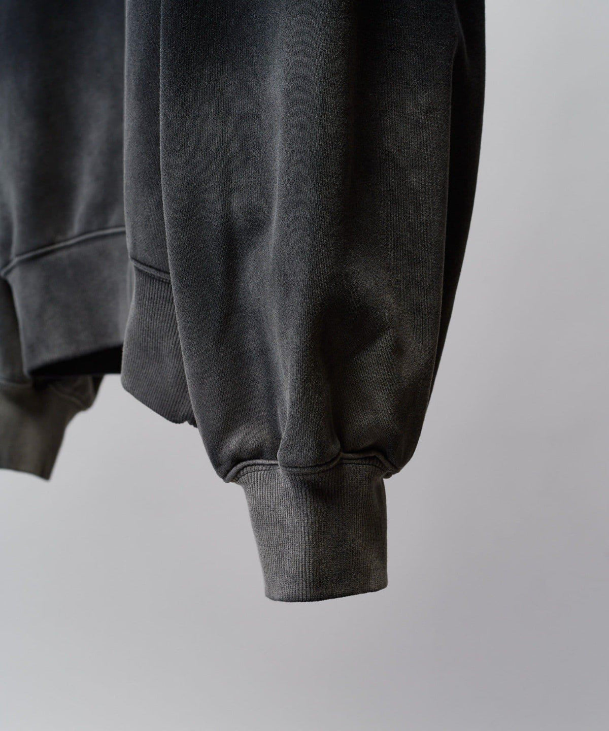172330250
