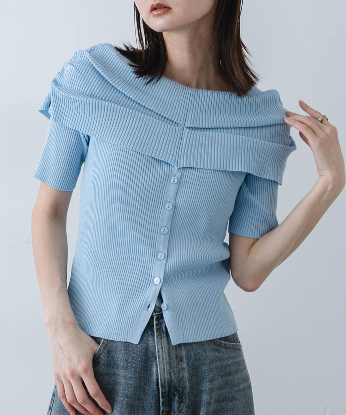 170341825