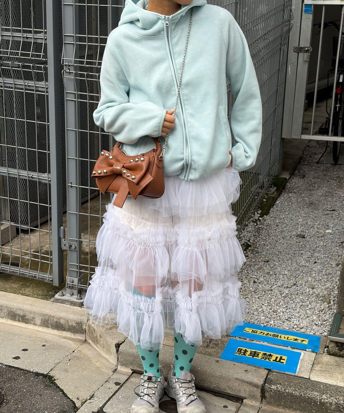 173287485