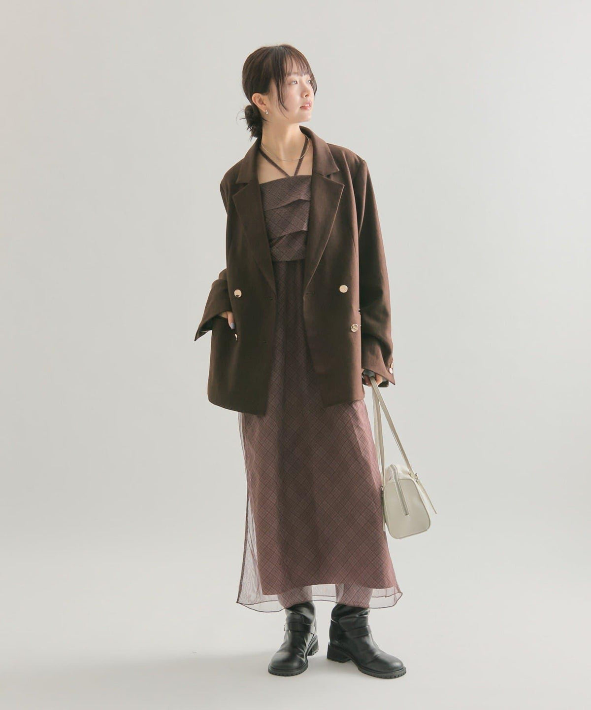 166225052