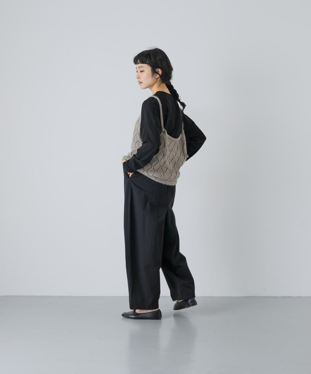 172930090
