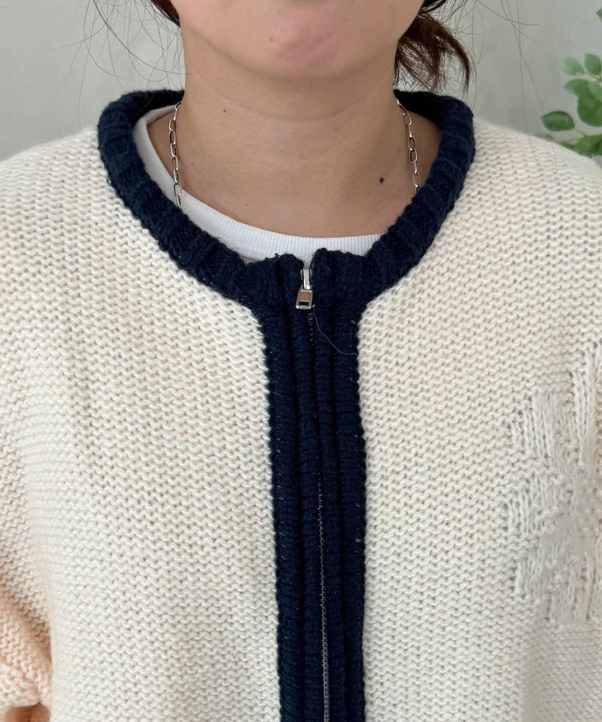 173644536