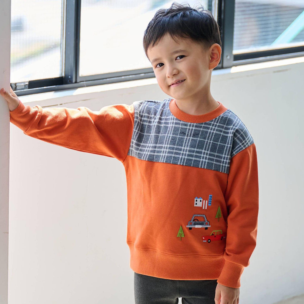 168008284